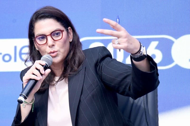 متطلبات المرأة الحاكمة مستقبلاً