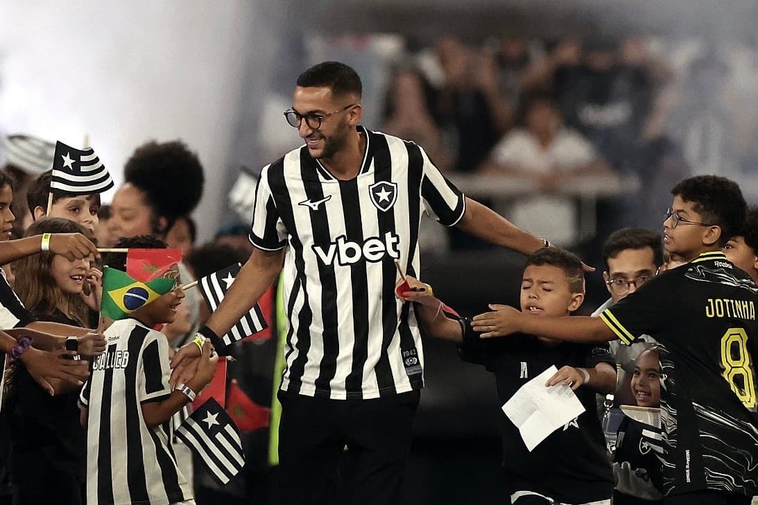 Botafogo confirms Ziyech debut