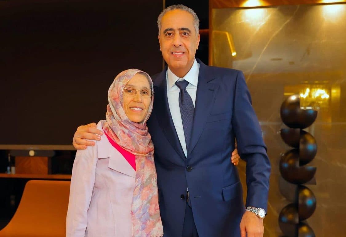 Hamoushi honors educator from Fez