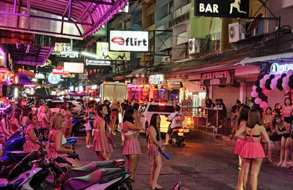 American sailors arrive in Pattaya