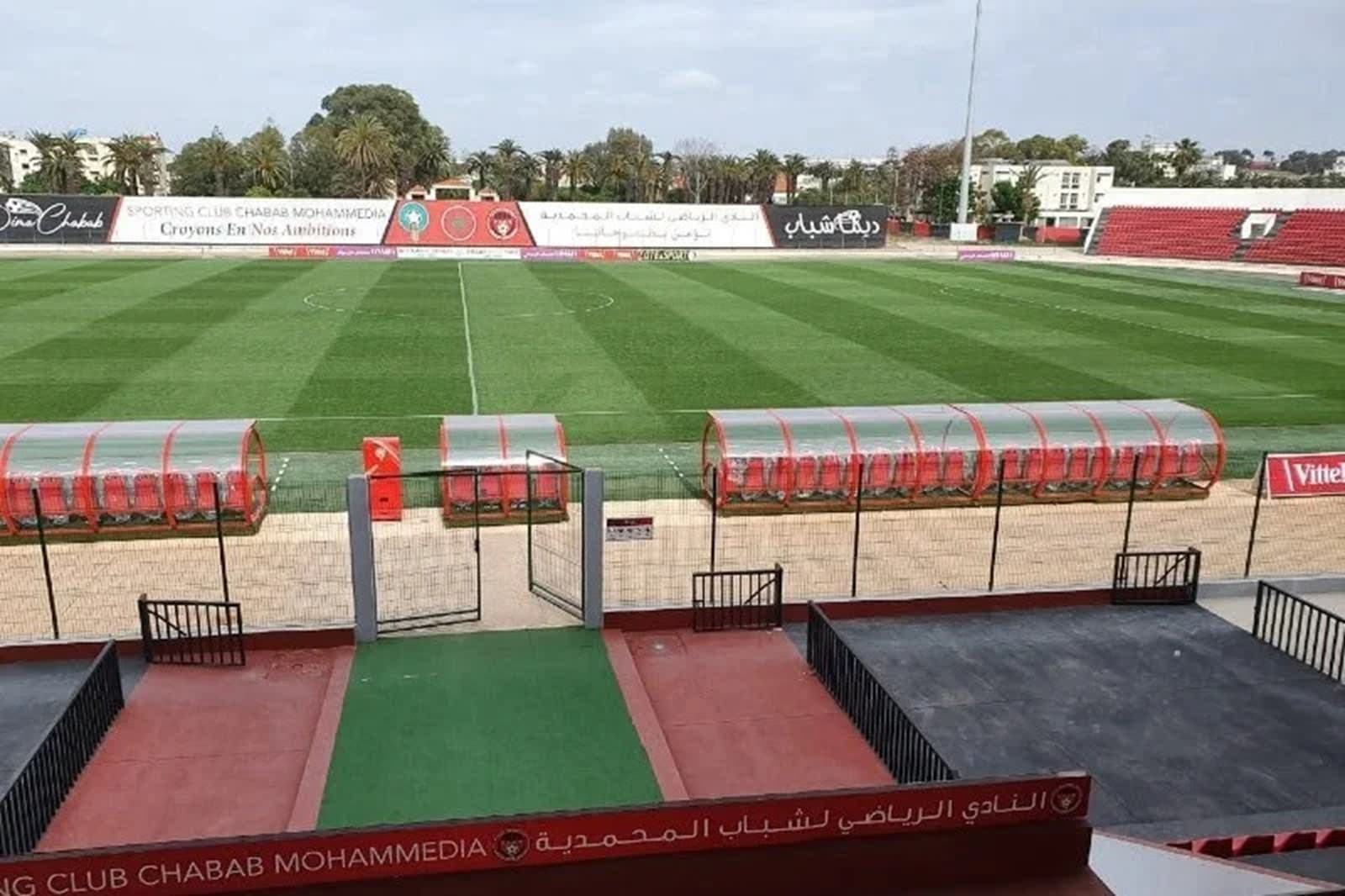League visits: unlicensed teams stay down