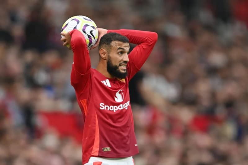 Carrick: Mazraoui Still Injured