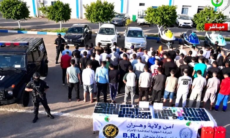 اعتقال 61 مغربيا بالجزائر يشتبه في مهاجرين غير شرعيين