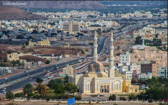 Al-Rustaq Residents Seek Road Re-paving