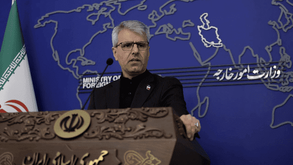 Tehran Reports Progress in Oman Iran Strait Talks