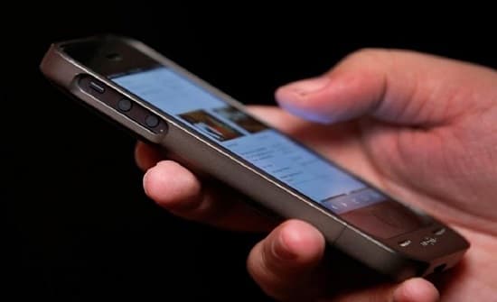 كيفية الإبلاغ عن المحتوى المخالف والانتحال