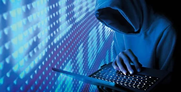 Foreign national charged with 60+ electronic frauds in Muscat