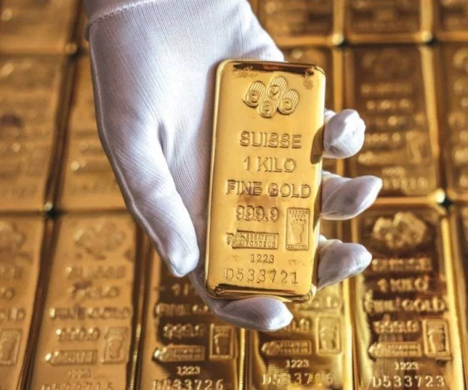 Gold Hits Two-Week Peak