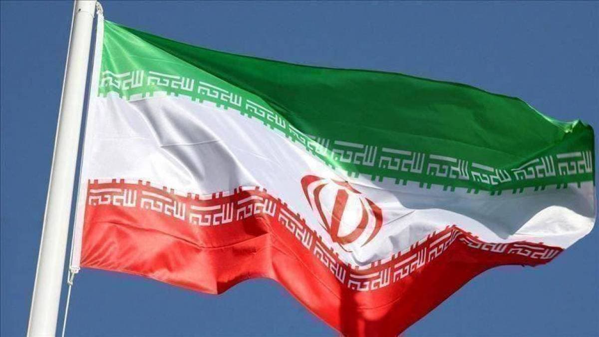 Iran threatens Strait Closure Risks