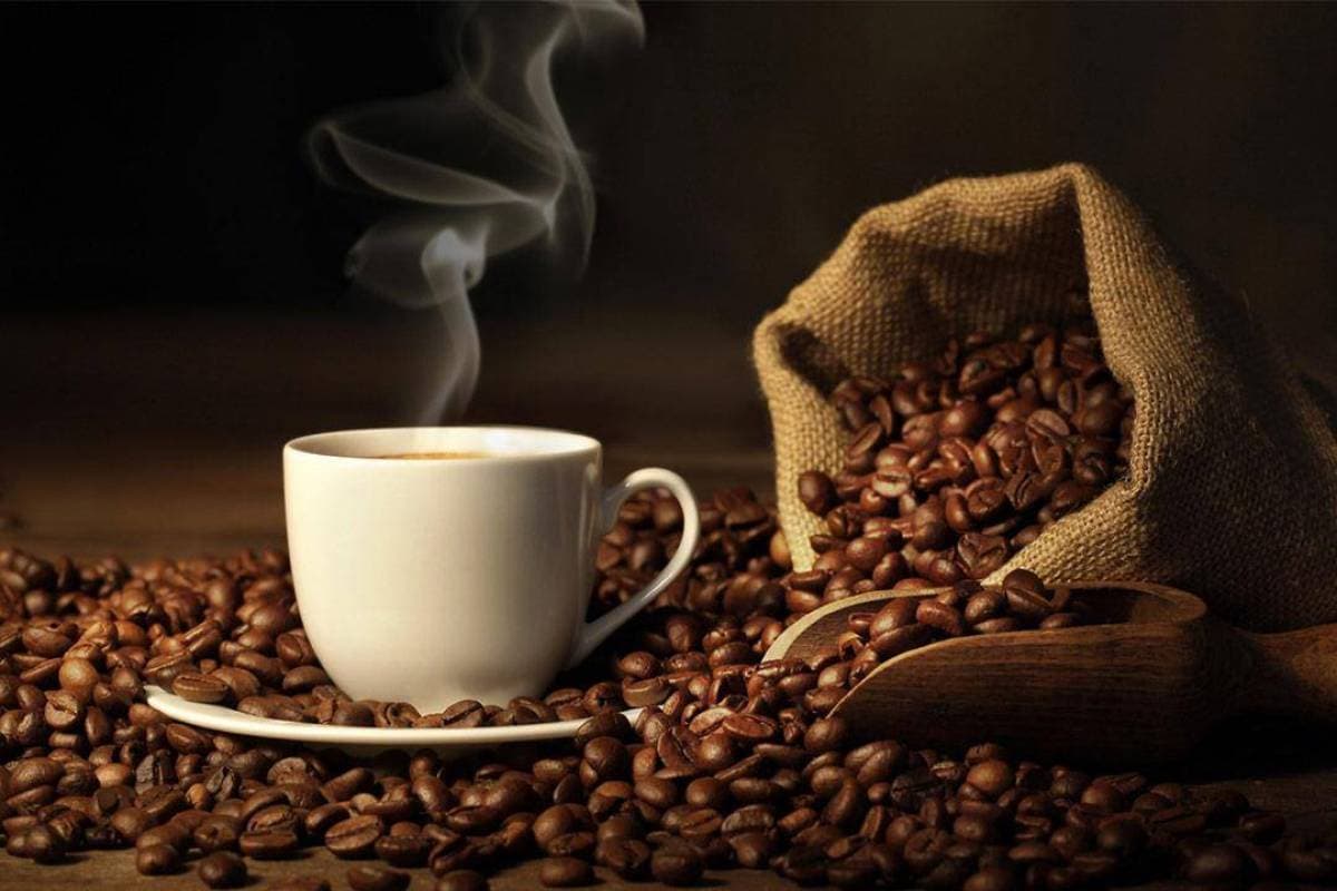هل رائحة القهوة تثير السعادة للجميع