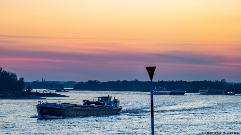 Germany's Autonomous Ships in the Automation Era