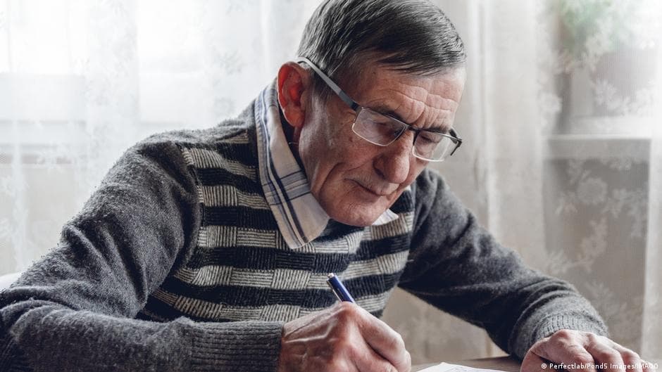 Sleep and nutrition defend against Alzheimer's
