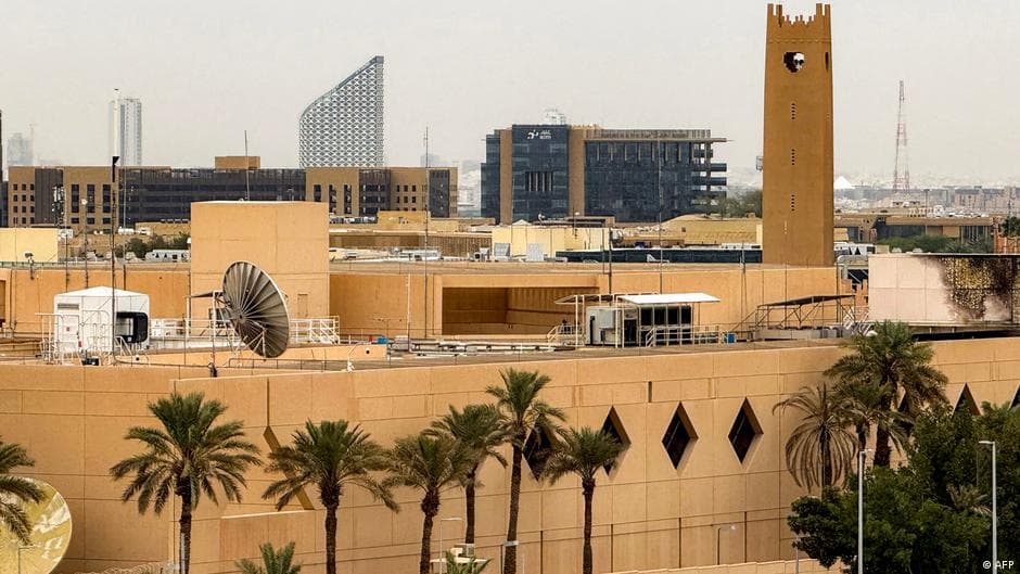 Washington Alerts Gulf Citizens on Security Risks
