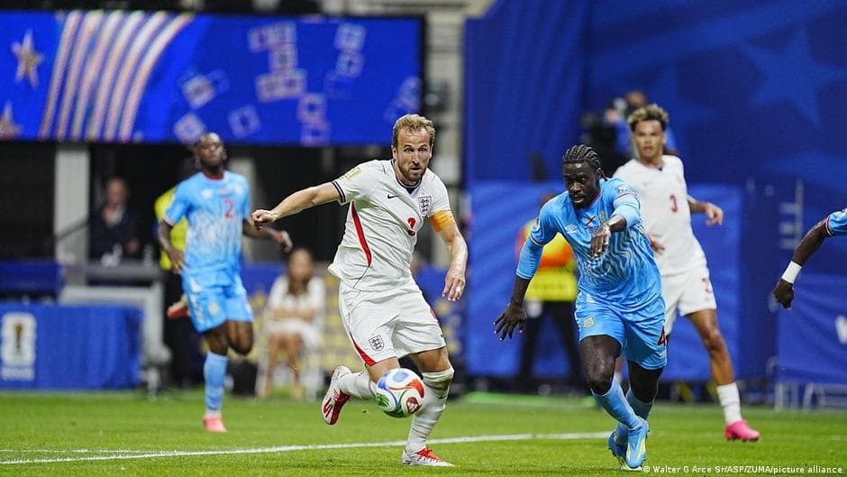 England coach dismisses viagra before Mexico