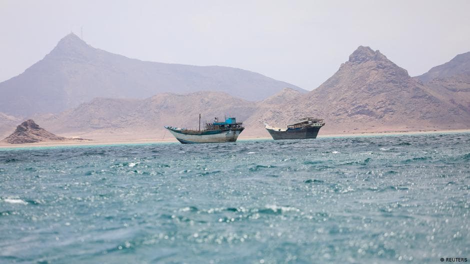 Houthis near Bab el-Mandeb control