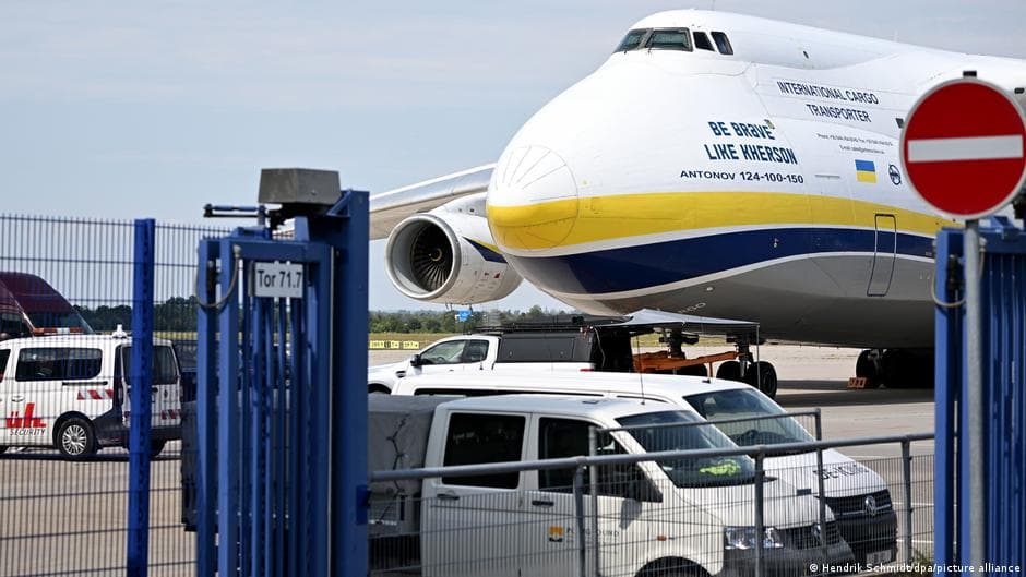 German airport avoids convoy disaster