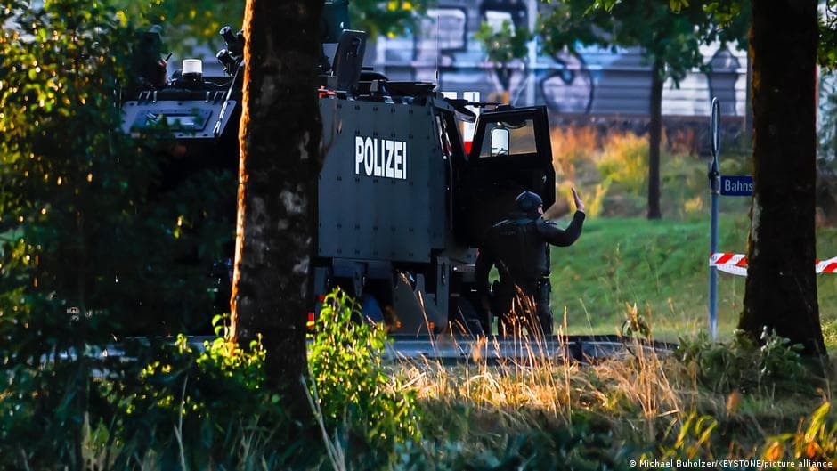 Switzerland dance night ends in gunfire