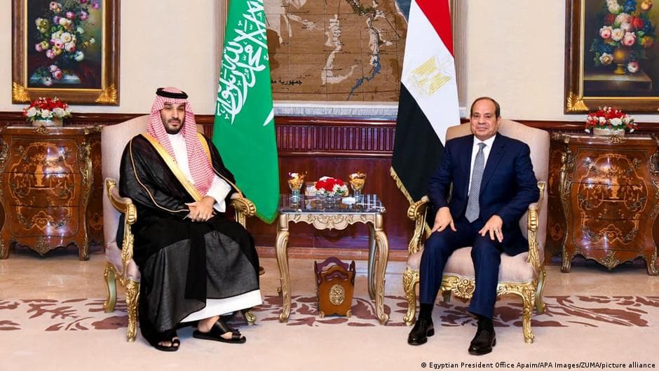 Egypt urges political talks between Saudi Arabia and Houthis