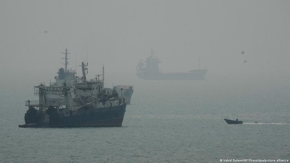 Resumption of oil flow through Strait of Hormuz