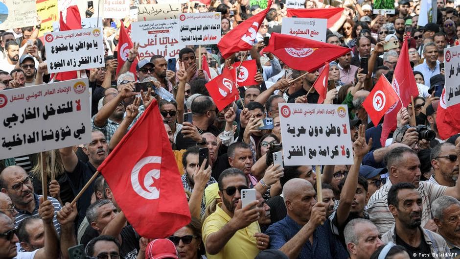 Tunisians protest high prices and freedoms