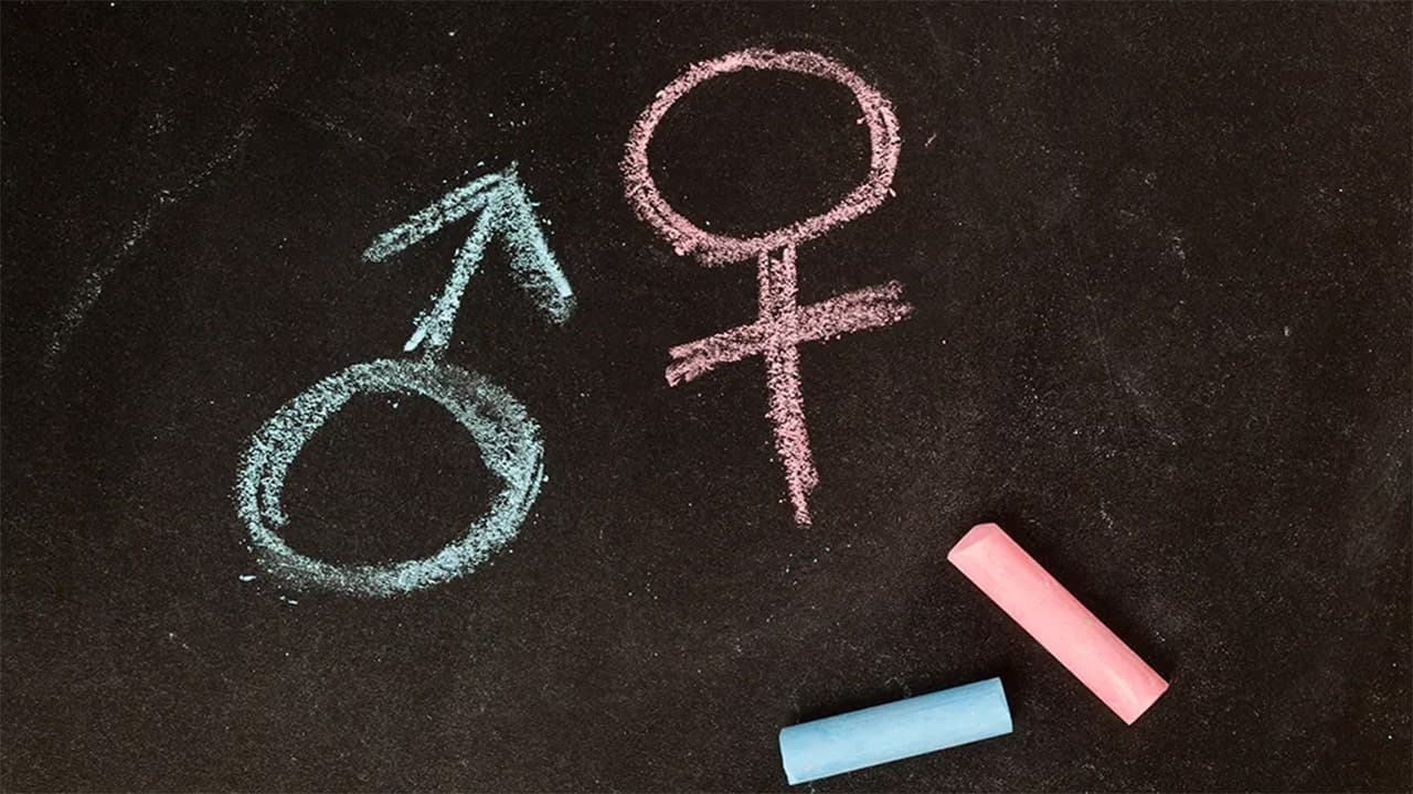 المعالجون المرتدون يروون ضغط الأطباء على المراهقة
