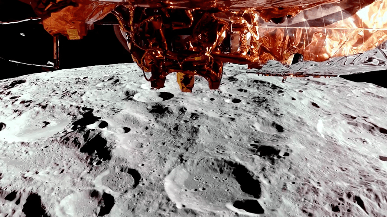 China advances Moon mission amid US space efforts