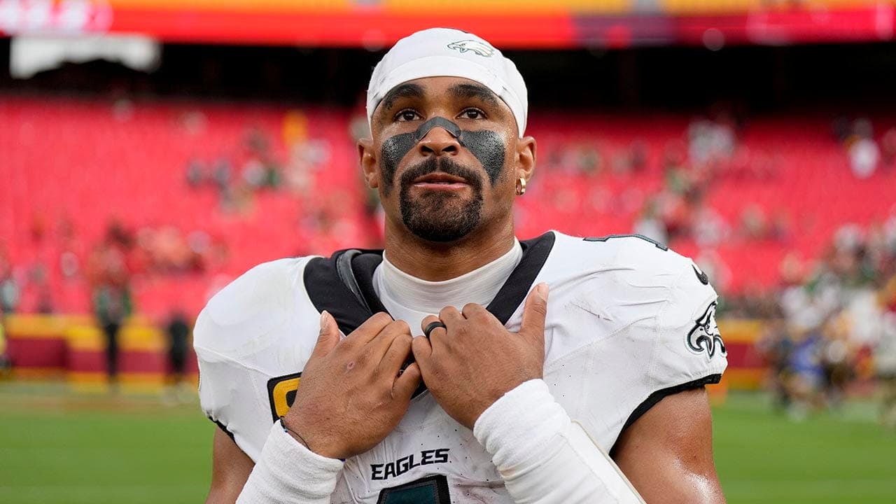 Eagles QB Jalen Hurts on IR after calf blood clot
