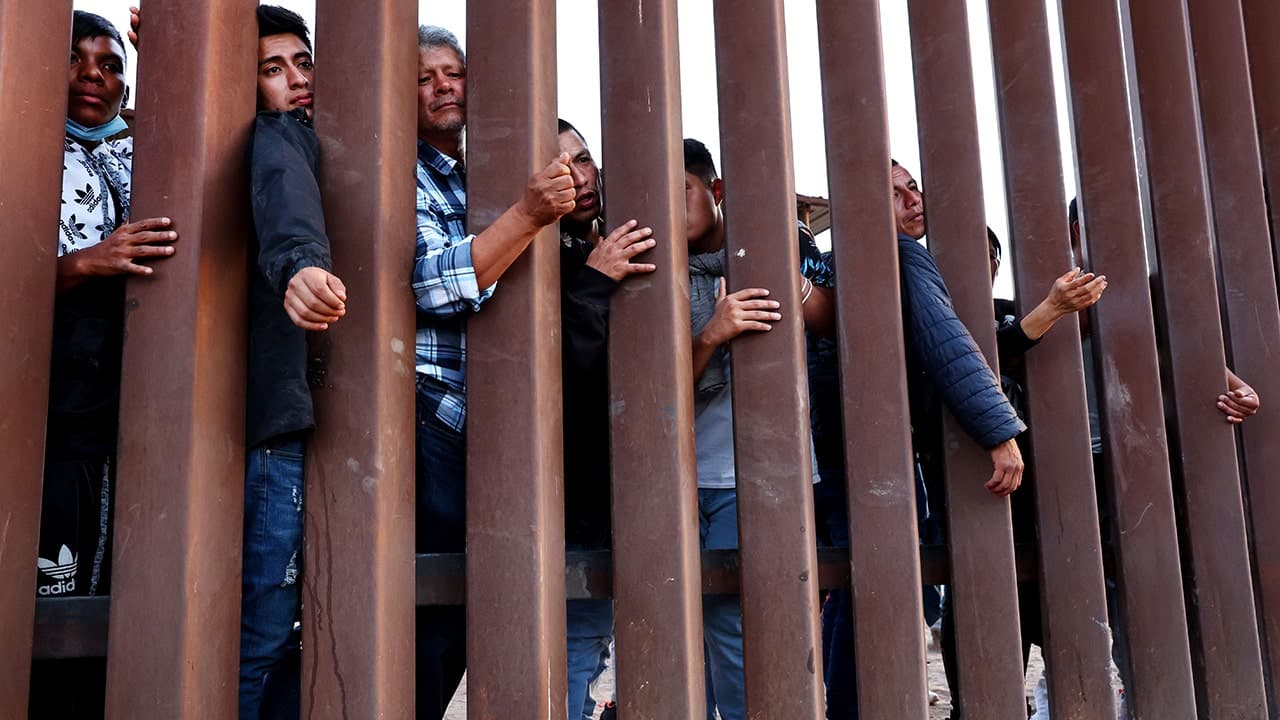 DHS lawyer warns against asylum delays