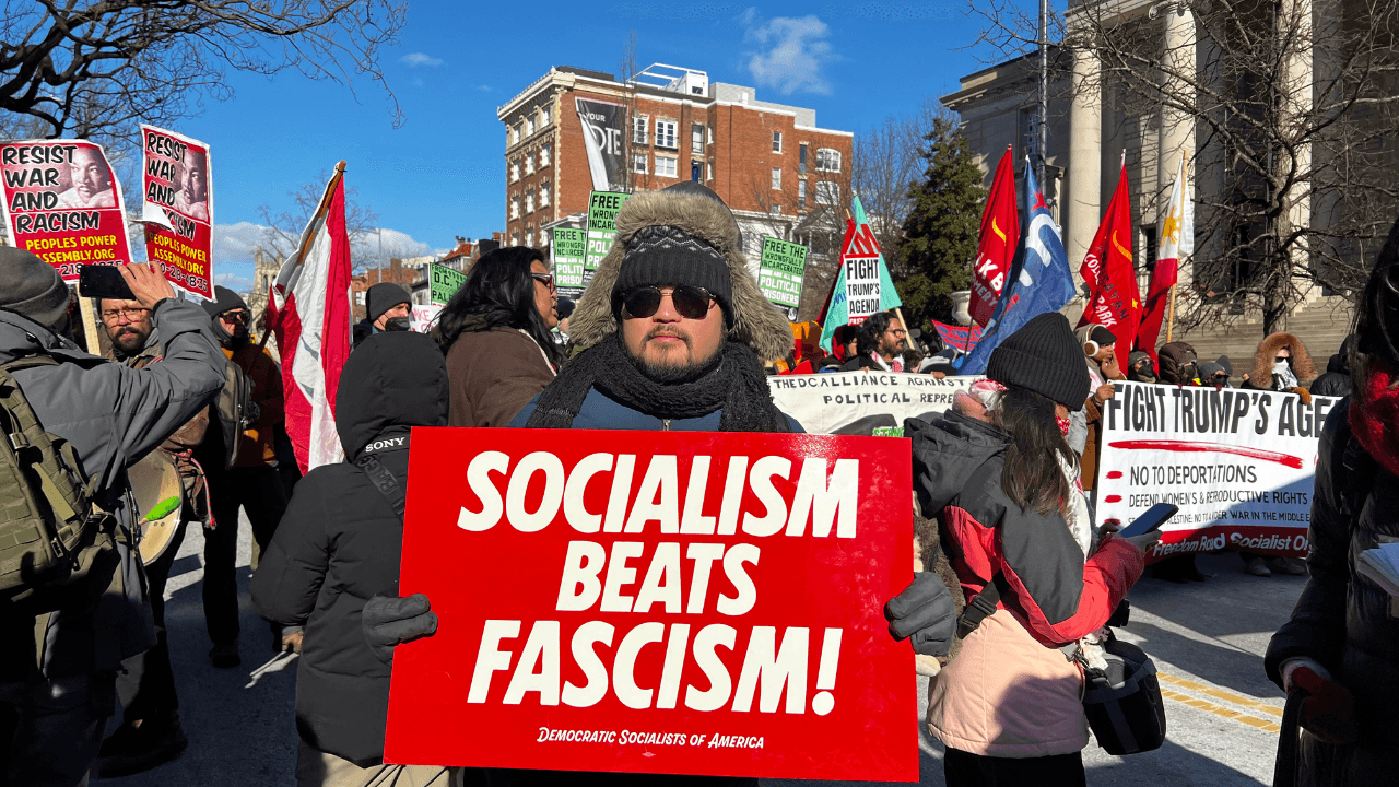 DSA leader supports ending Senate ICE borders
