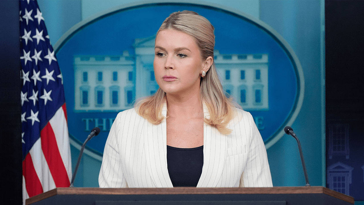 Leavitt says White House reporters apologized
