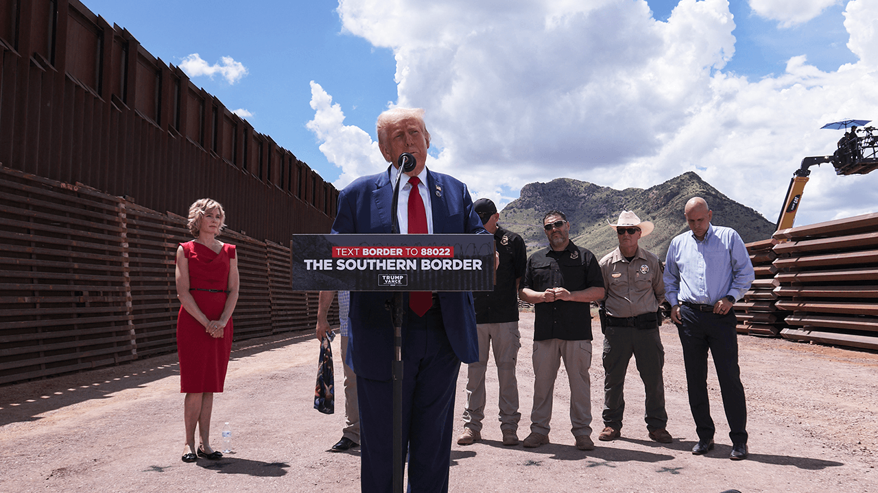 Senator Targets Immigration Gaps amid Midterm Race