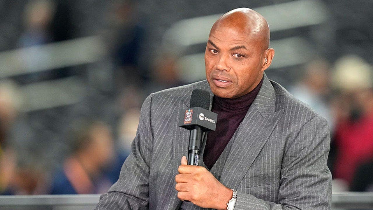 Barkley: WNBA for women only