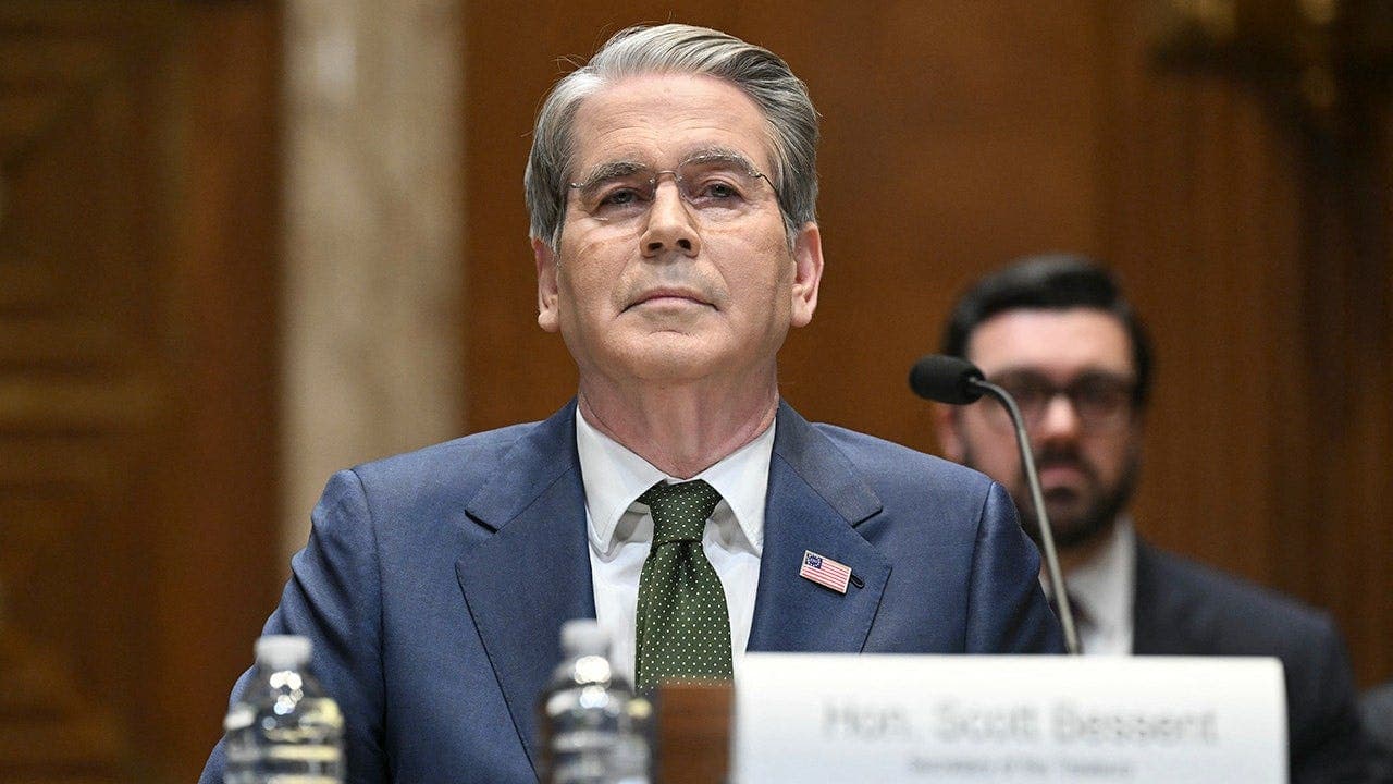 Treasury Starts New Fraud Hotline