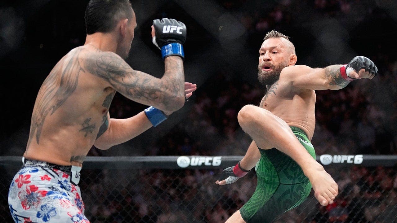 عاد كونور مكغريغور إلى الحلبة في UFC 329 لكن عودته انتهت بسرعة بسبب إصابة في الركبة ظهرت قبل ثوانٍ من البداية