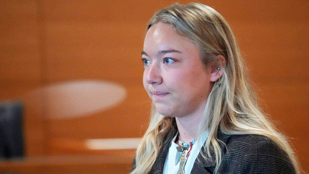 Daughter of slain father links ex-ballerina to murder
