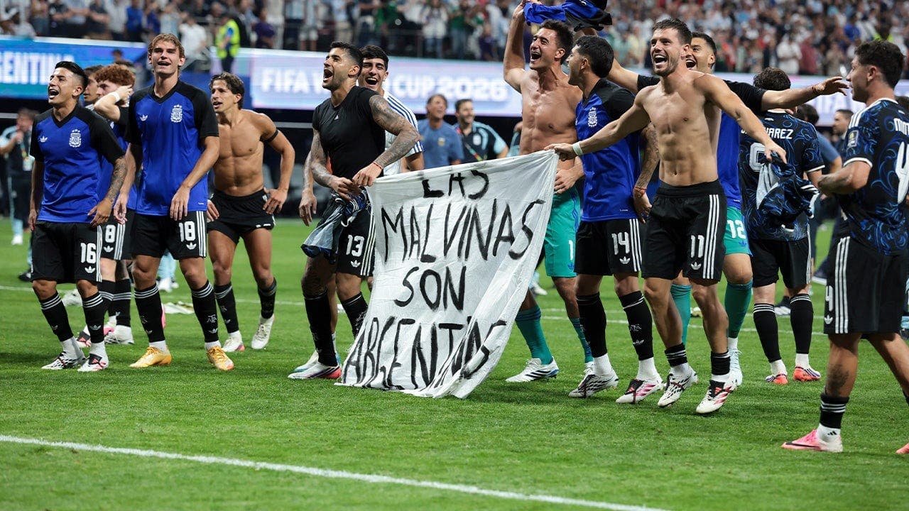 Argentina World Cup banner hidden in underwear