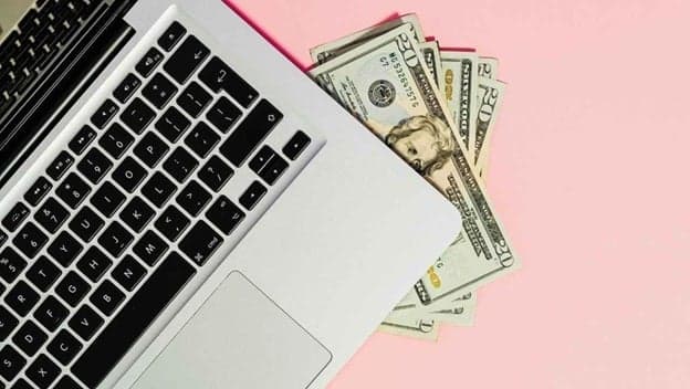 كيفية وصول بيانات الدخول إلى المحتالين