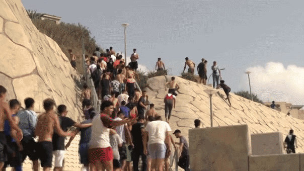 إيطاليا تعيد مراقبة حدودها مع إسبانيا