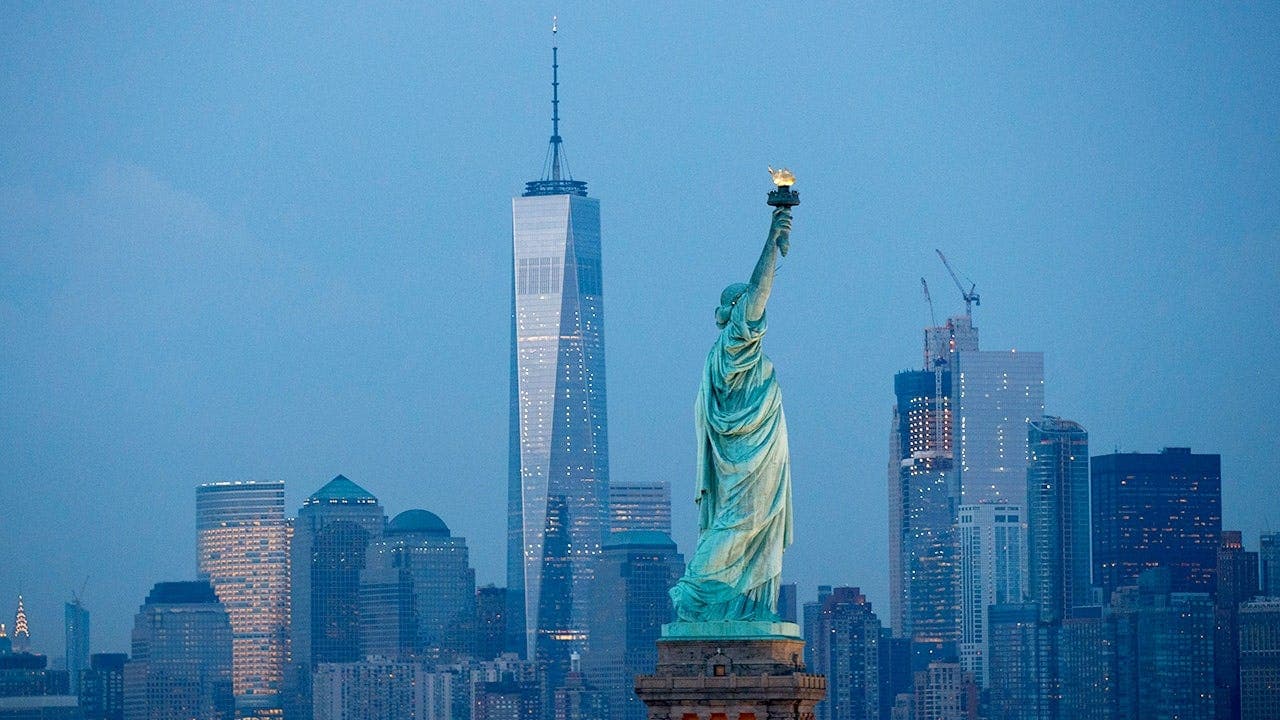 Boat capsizes in New York Harbor, 2 dead