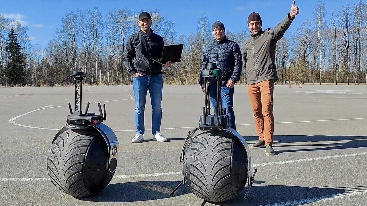 AI robot with one wheel may patrol your property