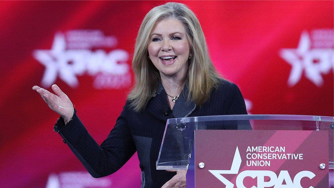 Blackburn Aims for Tennessee Governor
