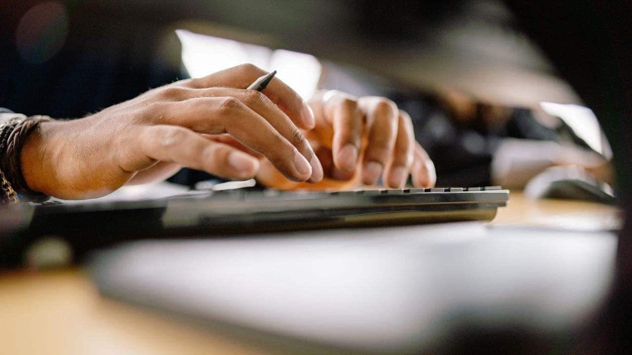 وكيل الذكاء الاصطناعي يتسلل إلى نادي الألعاب