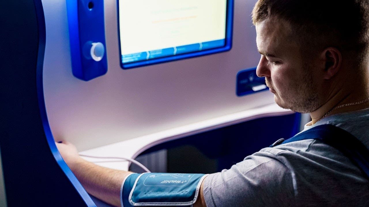 Blood pressure cuff might reveal health info