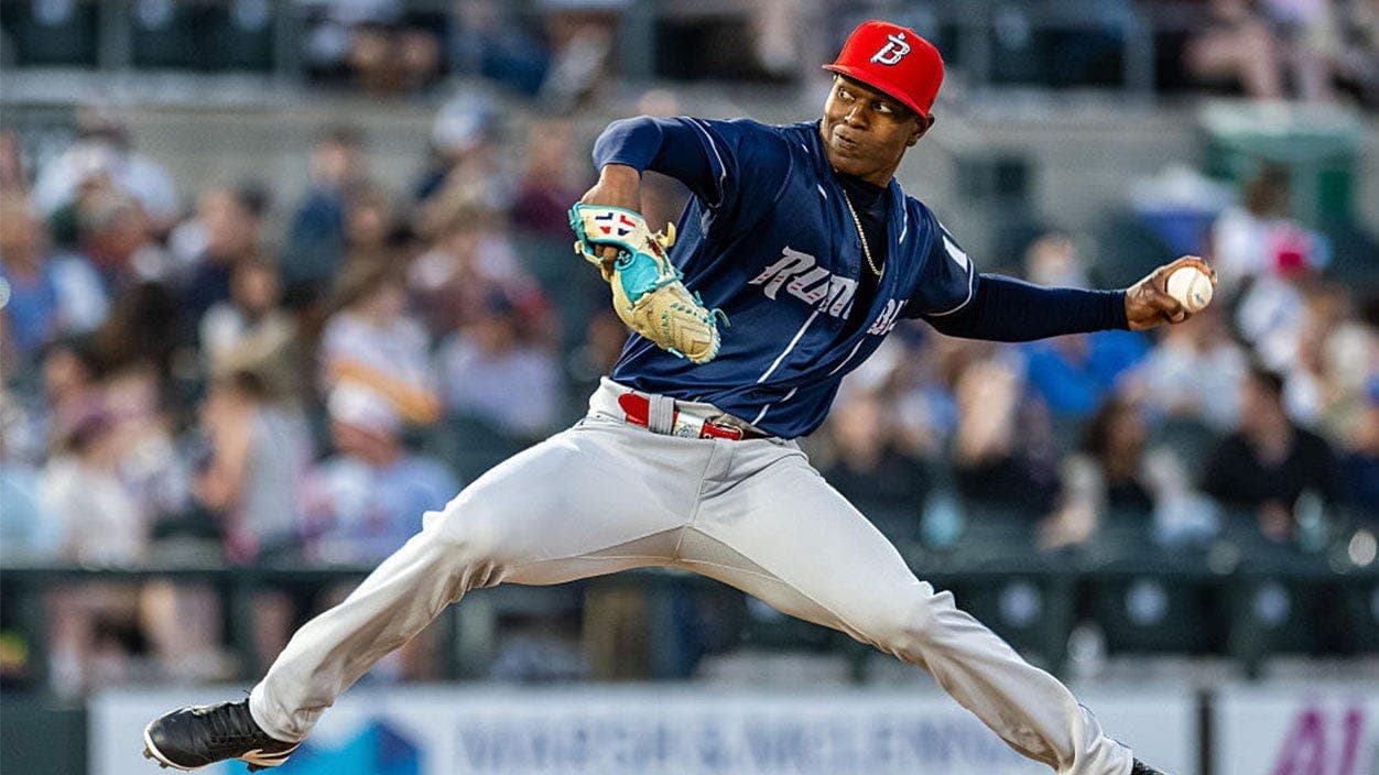 Mets promote pitcher amid tough season
