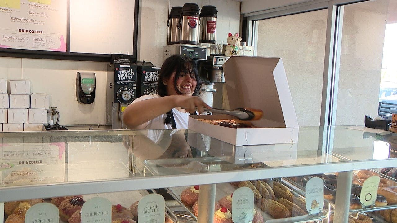 Doughnut shop owner seeks help after payroll issues