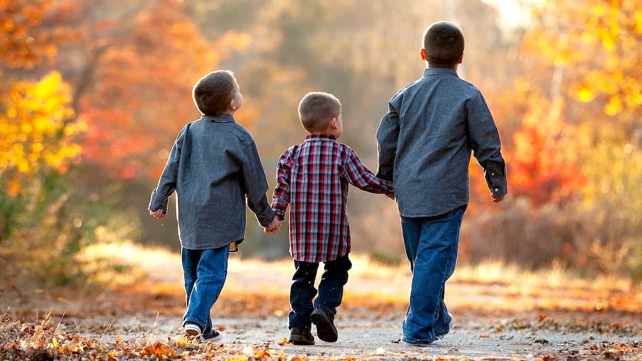 صور الأمومة وفصل الأطفال تؤثر فيّ