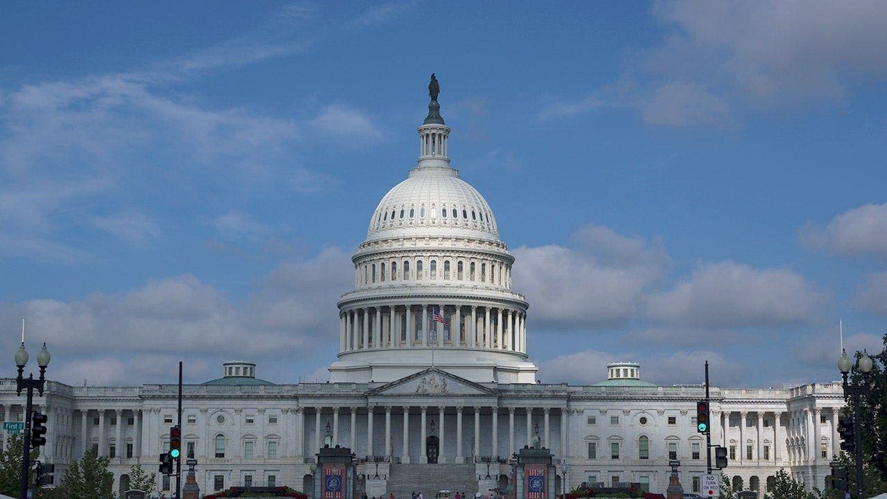 Senate's final political move before vote