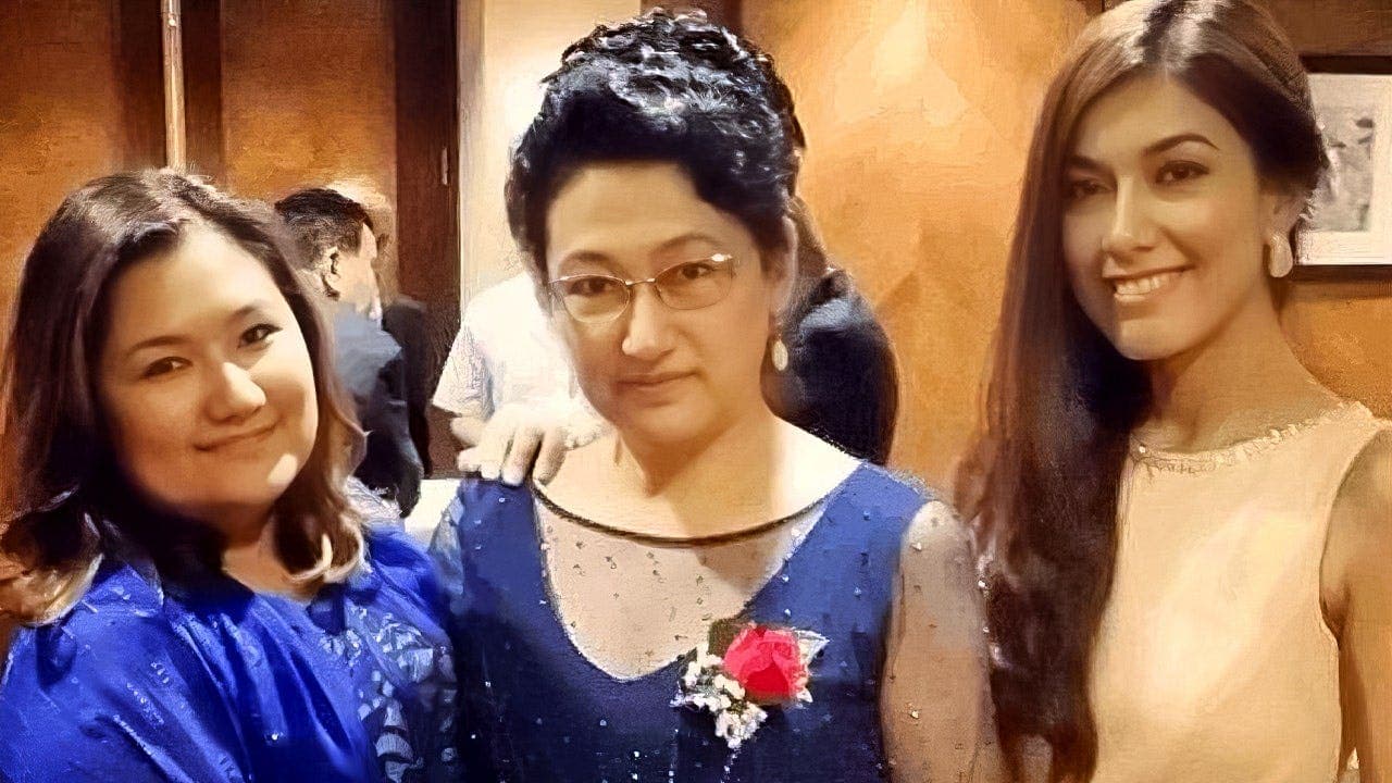 Uyghur Prisoner's Daughter Appeals to Trump