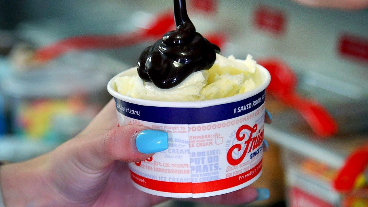 Restaurant chain shrinks to 87 locations