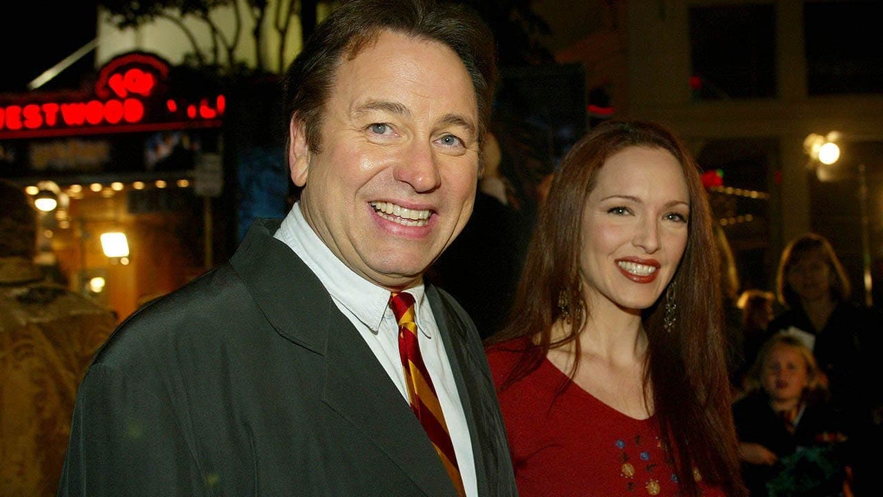 Amy Yasbeck discusses misdiagnosis in John Ritter's death